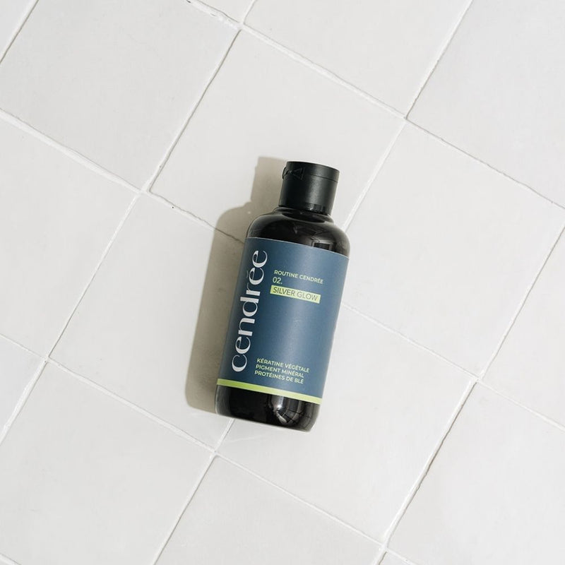 Shampoing pour cheveux blancs "Silver Glow"